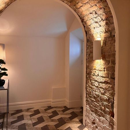 Luxurious 2 Bedroom Apartment With Sea View In Monkstown Blackrock  Exteriér fotografie