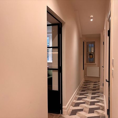 Luxurious 2 Bedroom Apartment With Sea View In Monkstown Blackrock  Exteriér fotografie