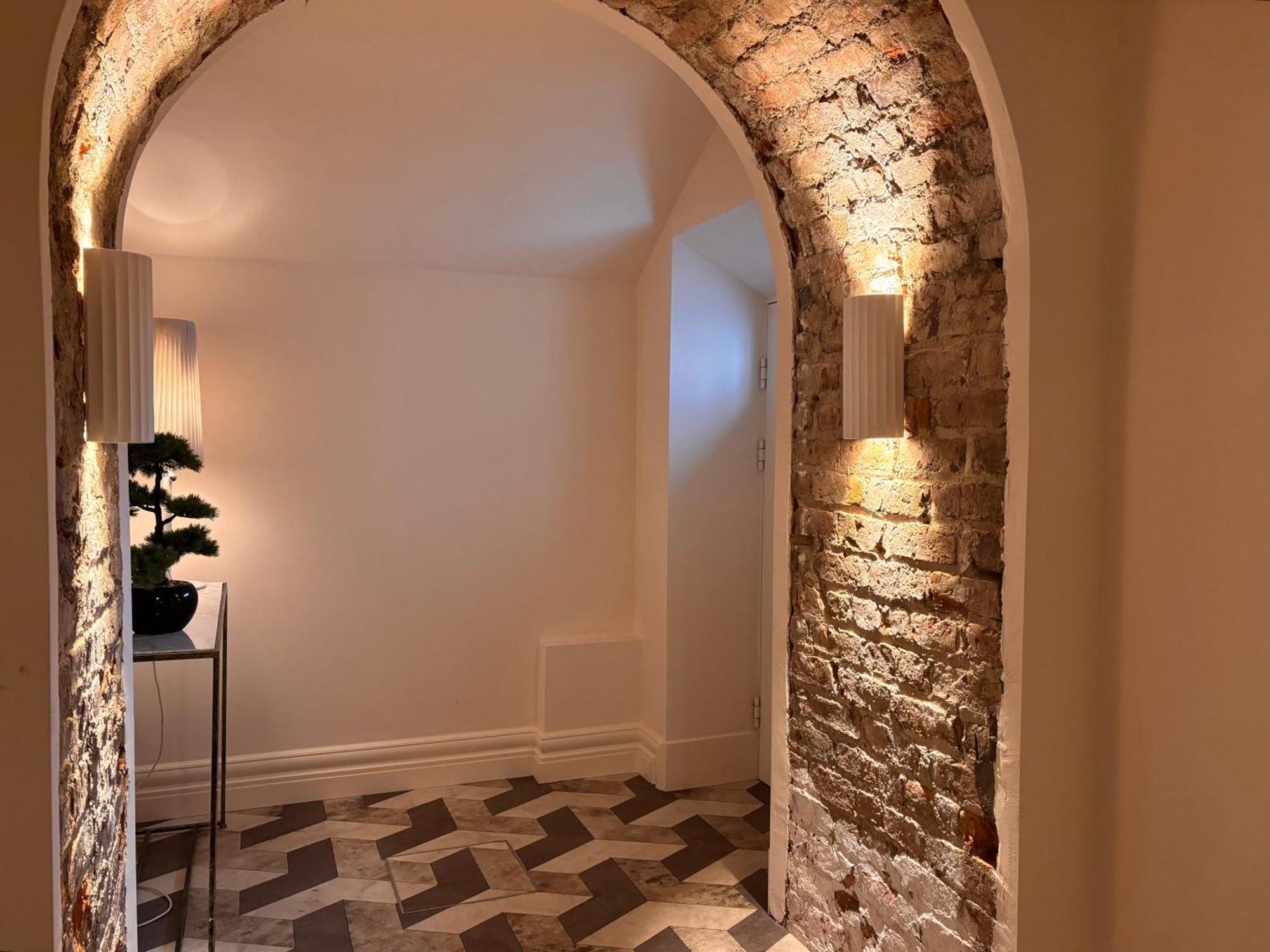 Luxurious 2 Bedroom Apartment With Sea View In Monkstown Blackrock  Exteriér fotografie